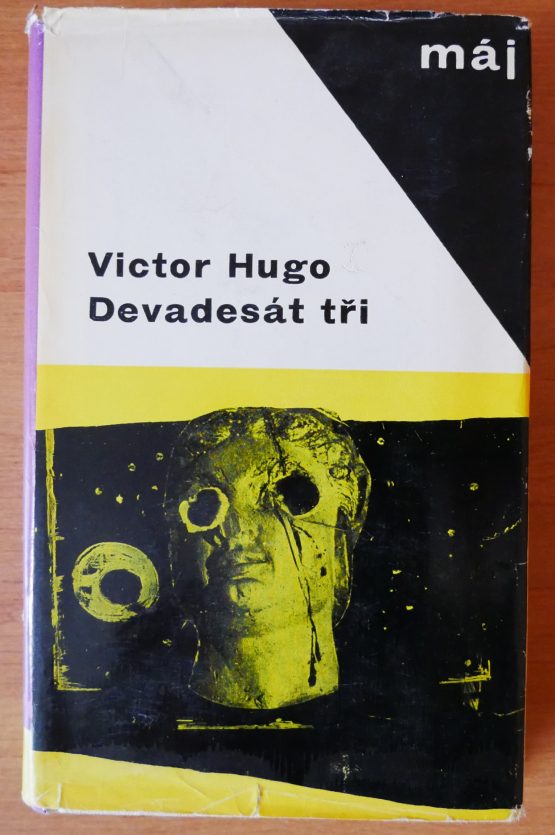 Devadesát tři