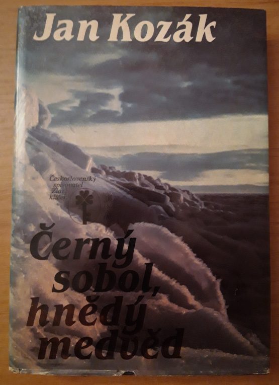 Černý sobol, hnědý medvěd