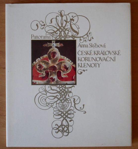 České královské korunovační klenoty