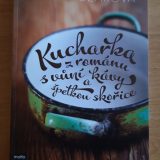Kuchařka z románu s vůní kávy a špetkou skořice